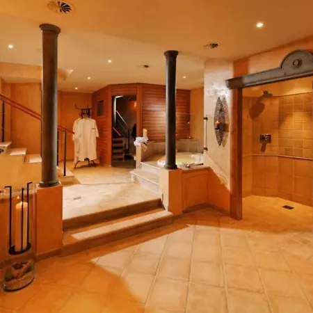 Exclusive Near Promenade Center Apartamento Gstaad