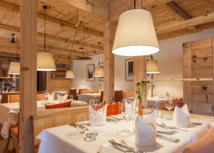 Exclusive Near Promenade Center *